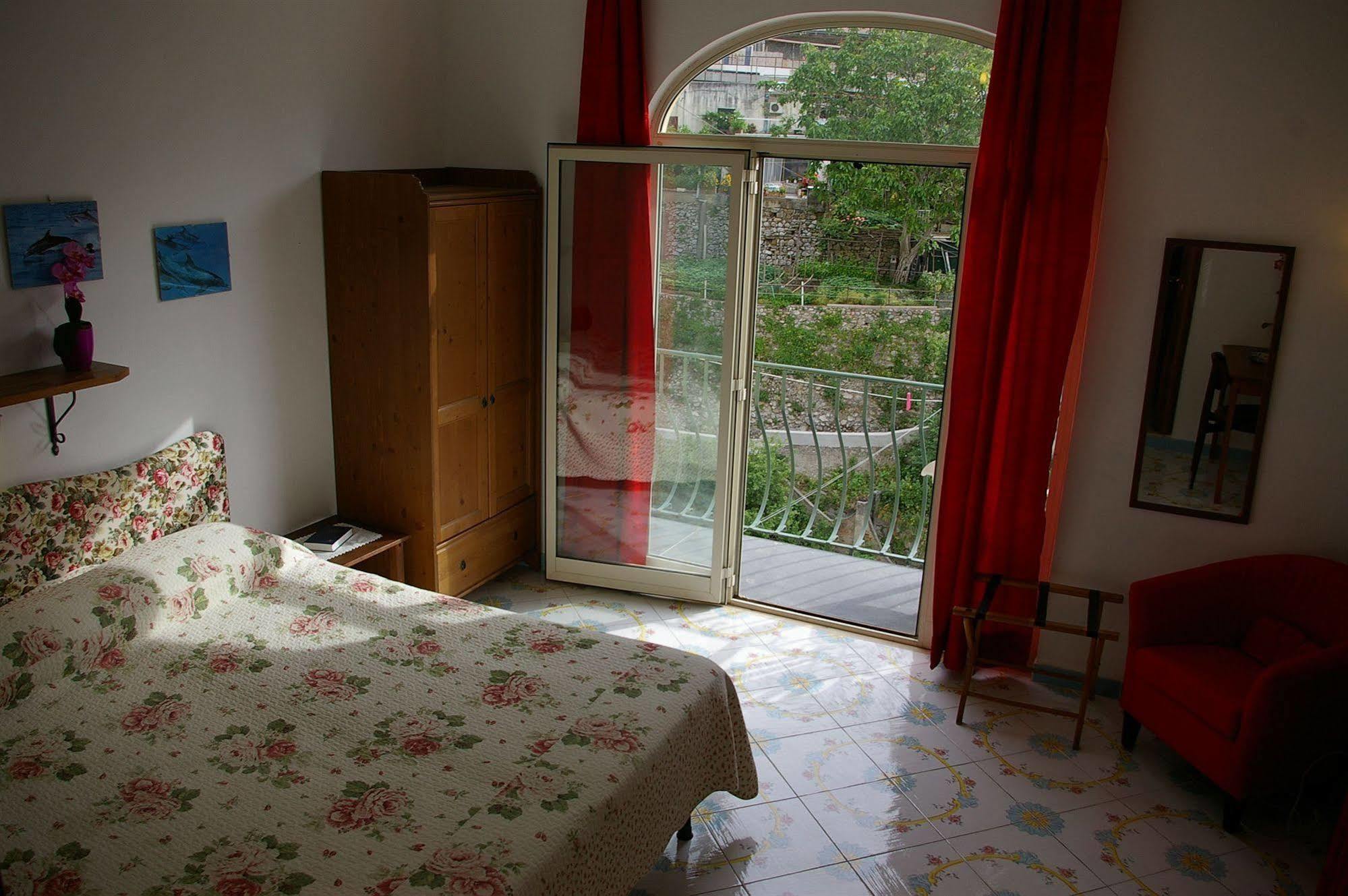 B&B Venus Inn Positano Luaran gambar