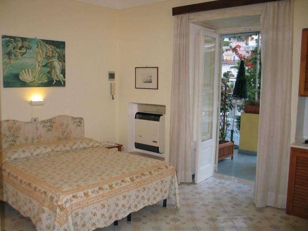 B&B Venus Inn Positano Luaran gambar